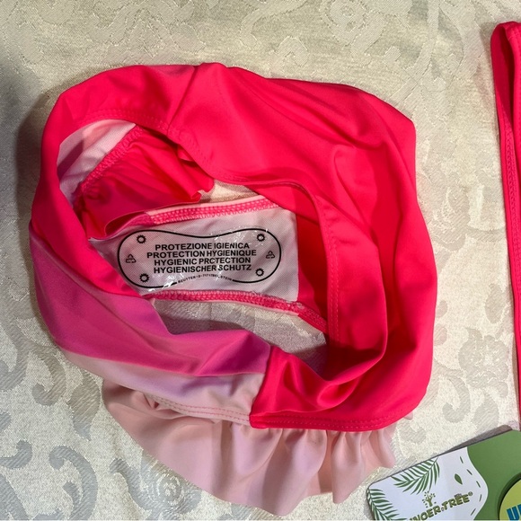 Girls two piece swimsuit - Picture 4 of 5